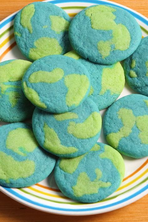 Earth Day Meal Ideas, Earth Cookies, Earth Day Cookies, Career Clusters, Christmas Sweet Treats, Earth Week, Sugar Cookie Mix, Kids Cooking Recipes, Earth Day Crafts