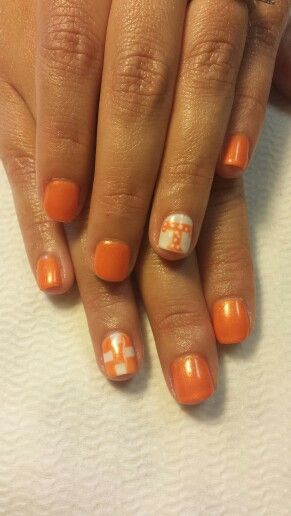 tn vol nails Tn Vols Nail Designs, Tennessee Vols Football Nails, Orange Football Nails, University Of Tn Nails, Vols Nails Tennessee, Tn Football Nails, Orange And White Checkerboard Nails, Ut Vols Nails, Tn Nails