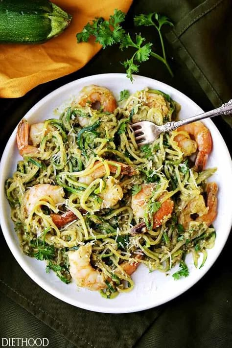 Pesto Zucchini Noodles and Shrimp is a quick and easy dinner recipe with tender zucchini noodles and sauteed shrimp tossed in a basil pesto sauce! #zucchininoodles #zucchinirecipe #healthynoodlerecipe #zoodles #pestoshrimp #pestonoodles #healthyrecipe Zucchini Noodles And Shrimp, How To Make Zoodles, Healthy Noodle Recipes, Zucchini Pesto Pasta, Zucchini Noodles With Pesto, Pesto Zucchini, Shrimp Zucchini Noodles, Pesto Zucchini Noodles, Zucchini Soup Recipes