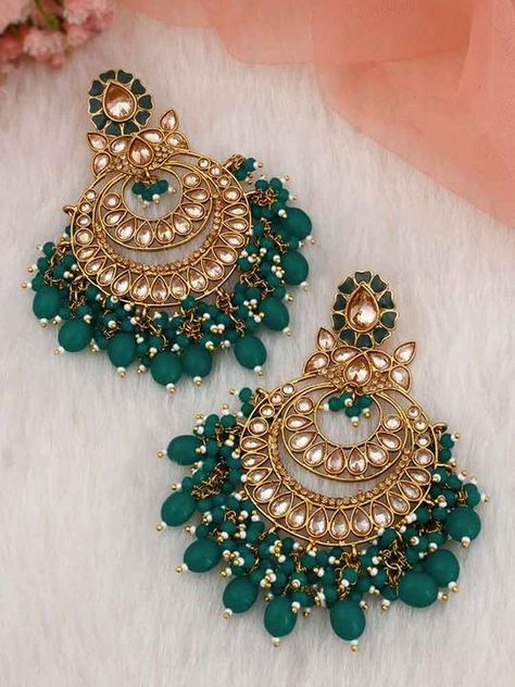 Green Earing Outfits, Ear Assessories, Green Indian Earrings, Green Earrings Indian, Ava Outfit, Pakistani Jewellery, Bridal Wardrobe, Fancy Jewelry Necklace, Traditional Outfit