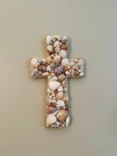 11.5 Seashell Cross With Rope Easter Gift, Coastal Decor, Beach Wedding, Shell Cross, Decorative Cross, Christian Gift, Faith Gift - Etsy Seashell Cross, Shell Projects, Tiny Shells, Shell Cross, Decorative Cross, Cross Crafts, Cross Christian, Sea Shell Decor, Shell Decor