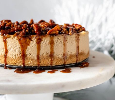 Pecan Cheesecake [Vegan] - One Green Planet Vegan Pecan Cheesecake, Caramel Pecan Cheesecake, Dairy Free Cheesecake, Vegan Pecan, Cheesecake Vegan, Cheesecake Crust, Pecan Cheesecake, Gluten Free Cheesecake, Vegan Caramel