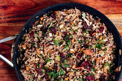 Bacon Mushroom Thanksgiving Wild Rice Pilaf - Chef Shamy Pine Nut Rice Pilaf, Rice Pilaf With Mushrooms, Wild Rice Pilaf With Cranberries, Wildrice Mushroom Pilaf, Herbed Mushroom Brown Rice, Wild Rice Pilaf, Sausage Rice, Quinoa Dishes, Big Green Egg Recipes