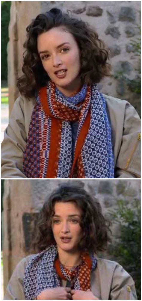 Thick, curly bob (Charlotte Le Bon in "100 Foot Journey") Medium Bob Hairstyles Curly Hair, Charlotte Le Bon Hair, Textured Bob Curly Hair, Neck Length Hair Curly, Curly Bobs Haircuts, 90s Bob Haircut Curly, Curly Brown Bob, Curly Bob No Bangs, 90s Bob Curly