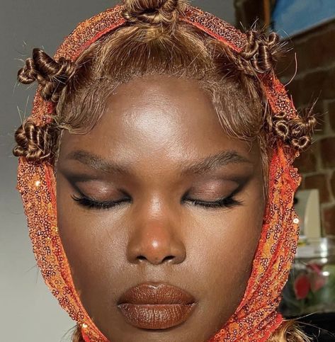 Sharp Eye Makeup, Kohl Eye Makeup, Makeup Inspo Simple, Makeup For Black Skin, Dope Makeup, Edgy Makeup, Creative Makeup Looks, Fall Makeup, Editorial Makeup