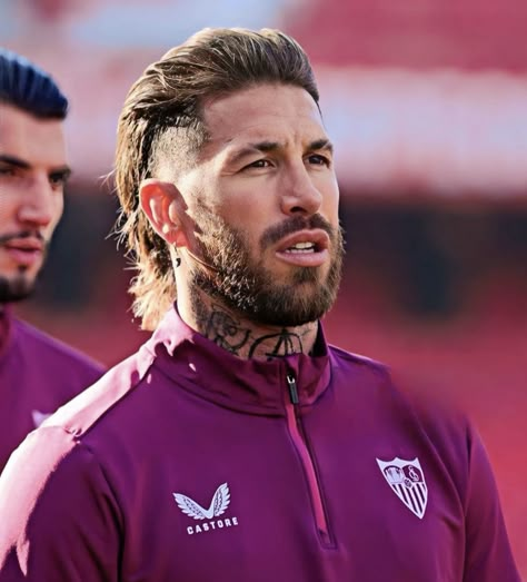 Slicked Back Mullet, Sergio Ramos Haircut, Ramos Haircut, 80 S Hairstyles, Stylish Boy Haircuts, Healthy Curly Hair, Mens Haircuts Short Hair, Gents Hair Style, Mullet Haircut