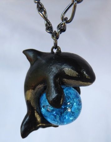 Polymer Clay Orca, Orca Necklace, Whale Pendant Necklace, Whale Tail Pendant, Pokemon Jewelry, Whale Necklace, Beautiful Beaded Jewelry, Sharks, Pokemon