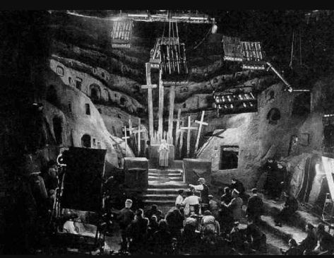 #NonMetalWednesday - German Expressionism | Metal Amino German Expressionism Film, German Expressionism Art, Metropolis Film, Metropolis 1927, Pier Paolo Pasolini, Fritz Lang, Franz Marc, German Expressionism, Film Inspiration