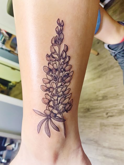 Bluebonnet Flower Tattoo, Blue Bonnet Tattoo Black, Black And White Bluebonnet Tattoo, Lupines Tattoo, Texas State Flower Tattoo, Bluebonnet And Indian Paintbrush Tattoo, Texas Blue Bonnet Tattoo, Bluebonnet Tattoo Black And White, Texas Bluebonnet Tattoo