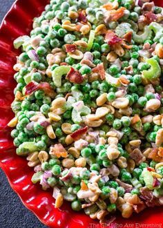 Crunchy Pea Salad, Pea Salad Recipes, Salad Kale, The Girl Who Ate Everything, Resep Salad, Salad Pasta, Pea Salad, Salad Ideas, Refreshing Salad