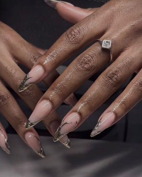 Gold Drip French Tip Nails, Almond Nails Black Women, France Nails, Nails Black Women, Brown Hands, Stilleto Nails Designs, Black Stiletto Nails, Chrome Nails Designs, Professional Manicure