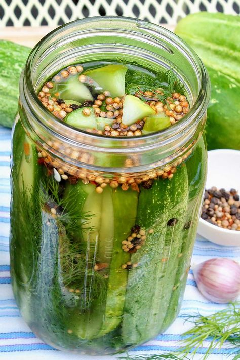 Refrigerator Dill Pickles – No canner is needed and once the spices are assembled, these crisp pickles come together easily and may just become a summertime favorite! Refrigerator Dill Pickles, Making Dill Pickles, Refrigerator Pickles Dill, Refrigerator Pickle Recipes, Dill Pickle Recipe, Pickle Recipes, Refrigerator Pickles, Homemade Pickles, Dill Pickles