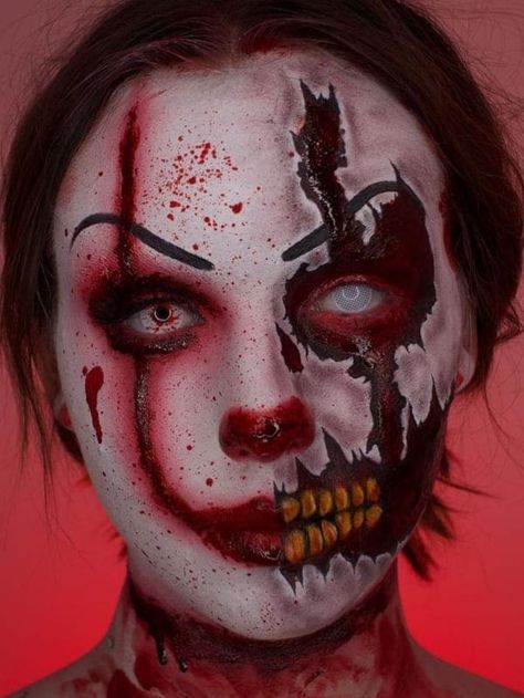 creepy Pennywise look Melting Face Makeup, Sfx Horror Makeup, Sfx Makeup Horror Zombies, Fx Makeup Ideas, Jigsaw Makeup, Black Halloween Makeup, Scary Face Paint, Clown Ideas, Elaborate Costumes