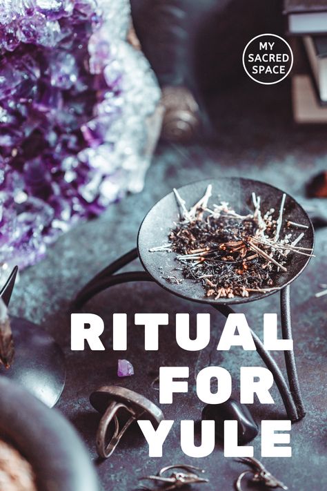 In this magical time of the year, why not host a celebration ceremony in your place for you and your loved ones? I have covered all the details about the rituals for Yule in solitary or as a group. #yulerituals #yuleritualswintersolstice #yuleritualswitchcraft #yuleritualswicca #ritualsforyule #wiccanyulerituals #paganyulerituals #yulespellsandrituals #yuletimerituals #howtocelebrateyule #waystocelebrateyule #simplewaystocelebrateyule #howtocelebrateyulewicca #celebrateyulewintersolstice Spells For Winter Solstice, Yule Cleansing Ritual, Yule Candle Ritual, Yule Rituals Witchcraft, New Years Eve Rituals, Yule Ritual Ideas, Sabbath Wheel, Yule Spells, Yule Wicca