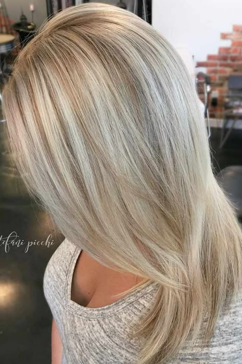 Ideas For Blonde Hair, Blonde Hair Pictures, Hair Color Inspiration, Hair Colour Ideas, Blonde Lowlights, Hair With Highlights, Ideas For Short Hair, Blonde Hair Shades, Blonde Hair Looks