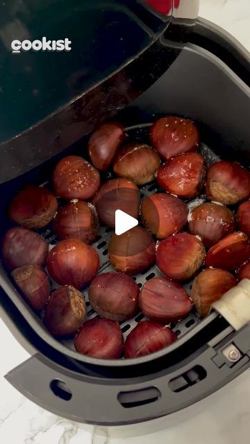 Chestnuts In The Airfryer, Chestnuts In Air Fryer Easy, Cooking Chestnuts, Corn Fritter, Corn Fritter Recipes, Chestnut Recipes, Cookist Wow, Roasted Chestnuts, Corn Fritters