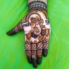 m.b.gusai (@mahendi_arts_by_mayuri) • Instagram photos and videos Mehndi Design Easy Simple, Mehndi Drawing, Baby Mehndi Design, Mehndi Design Easy, Hand Mehendi, Simple Mehndi Design, Design Mehndi, Basic Mehndi, Legs Mehndi Design