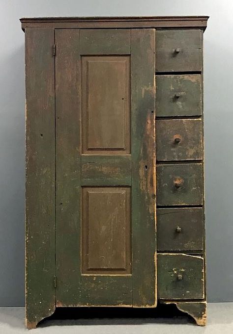 Primitive Cupboards, Painting Wooden Furniture, Farmhouse Living Room Furniture, White Furniture Living Room, Antique Cupboard, Primitive Homes, Pie Safe, Best Outdoor Furniture, Primitive Furniture