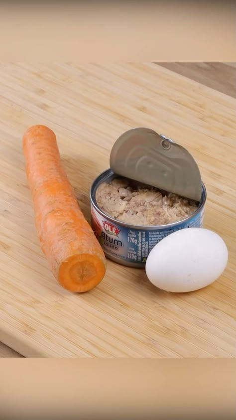 yummakers | Mix eggs, tuna and carrots. And make this delicious recipe for dinner! #tuna #carrot #eggs #delicious #food | Instagram Egg Meals, Tuna Bake, Tuna Fish Recipes, Egg Recipes For Dinner, Baked Broccoli, Carrot Recipe, Quick And Healthy Meals, Tuna And Egg, Healthy Tuna