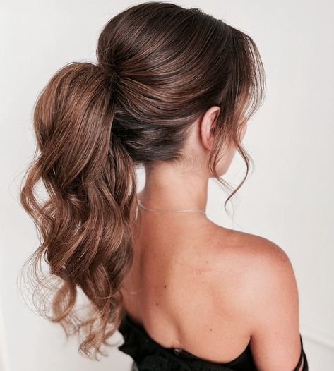 Homecoming Hair Updos Ponytail, Mid Ponytail Wedding Hair, Messy Ponytail Bridesmaid, Updos For Medium Length Hair Ponytail, Brids Mades Hair Styles Ponytail, Ponytail For Wedding Bridesmaid, Bridesmaid Hairstyle Ponytail, Bride Ponytail Hairstyles Brunette, Bridesmaids Hair Ponytail