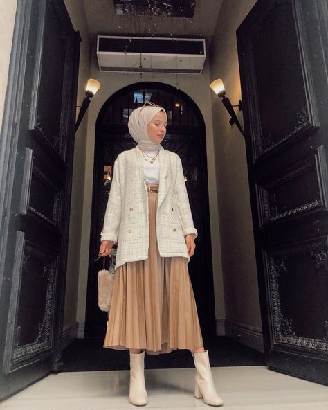 Hijabista Fashion, Estilo Hijab, Stile Hijab, Outfit Essentials, Street Hijab Fashion, Modern Hijab Fashion, Modest Fashion Hijab, Muslim Fashion Hijab Outfits, Hijab Style Casual