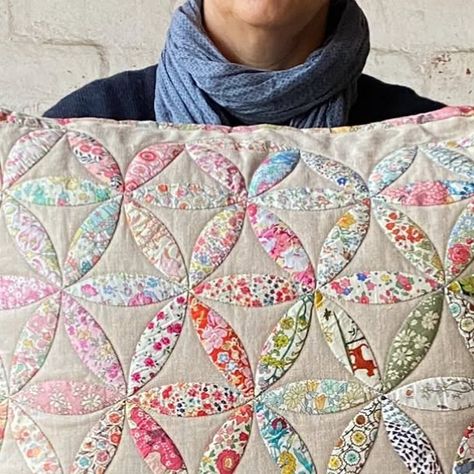 Kellie Wulfsohn on Instagram: "A perfect combination of Liberty and linen! This beautiful feature European sized pillow looks absolutely stunning on a bed!  Use your own scraps of Liberty or chose a complete kit that will provide you with all of the materials to create this  beautiful pillow together with a matching bolster and accent pillow. The complete kit contains a collection of 50 divine Liberty prints!   A fabulous small to medium sized project that is perfect for stitching during these cold winter months!  Perfectly Lovely Pillow patterns & kits are available on our website.   #cuttingcloth #patchwork #quilt #applique #appliquequilt #liberty #libertyfabric #libertytanalawn #diy" Patchwork Pillows Ideas, Liberty Prints, Quilted Pillow Covers, Quilt Applique, Pillow Patterns, Patchwork Pillow, Diy Quilt, Liberty Print, Quilted Pillow