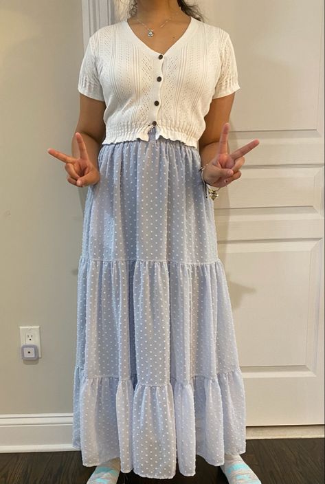 Pastel Maxi Skirt, Cottagecore Blue Outfit, Blue Cottage Core Outfit, Light Blue Long Skirt Outfit, Light Blue Maxi Skirt Outfit, Blue Cottagecore Outfit, Purple Maxi Skirt Outfit, Royalcore Outfit, Blue Midi Skirt Outfit