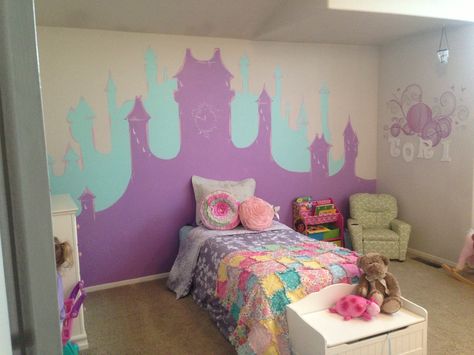 Princess room Graces Room, Princess Room, Kids Rooms, Kids Bedroom, Bedroom Ideas, Basement, Toddler Bed, Chloe, Kids Room