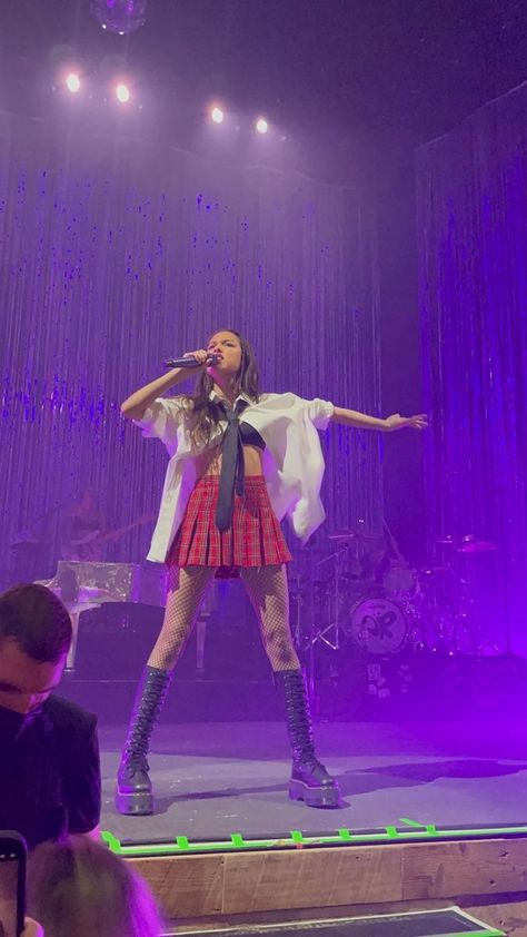 olivia rodrigo sour tour may 4 washington DC Sour Tour, Olivia + Core + Aesthetic, Mexican Girl, Concert Fits, Fav Celebs, Olivia Rodrigo, Stage Outfits, Concert Outfit, Style Icons