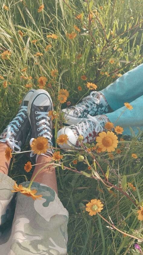 Cottagecore Vibes Aesthetic, Eleanorcore Aesthetic, Savannahcore Aesthetic, Carissa Core, Spring Aesthetic, Foto Ideas Instagram, + Core + Aesthetic, Pretty Photos, Alam Yang Indah