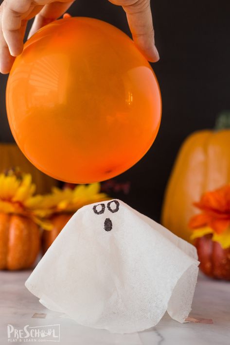 👻 EASY Static Electricity Ghost Experiment Halloween Homeschool, Pumpkin Science Experiment, Halloween Experiments, Pumpkin Math Activities, Halloween Science Activities, Candy Science Experiments, Pumpkin Science, Halloween Activities Preschool, Halloween Stem