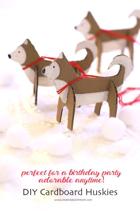 DIY-stand-up-cardboard-huskies Alaska Crafts For Kids, Adst Projects, Diy Dog Art, Dog Paper Craft, Dog Crafts For Kids, Canada Crafts, Cardboard Dog, Mr Printables, Diy Stand