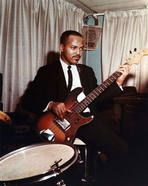 James Jamerson, Gullah Geechee, Bootsy Collins, Bass Players, Bass Guitarist, Modern Music, Bass Player, Acoustic Guitars, Music People