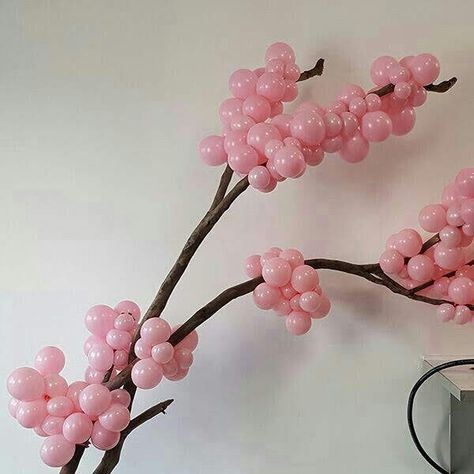 Anime Sleepover, Asian Party Decorations, Japanese Club, Balloon Board, Tulle Balloons, Cherry Blossom Party, Cherry Blossom Decor, Spring Cherry Blossoms, Kawaii Party