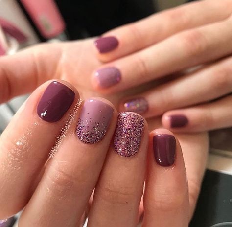 Feb Gel Nails, February Nail Inspo 2024, Old Lady Nails, February Dip Nails, Dark Gel Nails, Pink Gellac, Butterfly Nail Designs, February Nails, Happy Nails