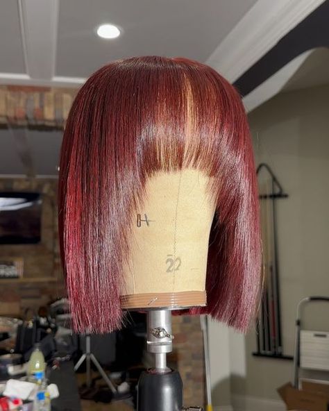 Atl Wigs on Instagram: "I love me a good Edna bob 😍😍 Dark Cherry China bang bob available to purchase 22” circumference $450 text 7082896126 to purchase" Short Red Frontal Hairstyles, Red Bob With Bangs, Chinese Bang Bob, Blond Bob Hairstyles, Hair Inspp, Bang Bob, Blonde Fringe, Chinese Top, Bob Weave