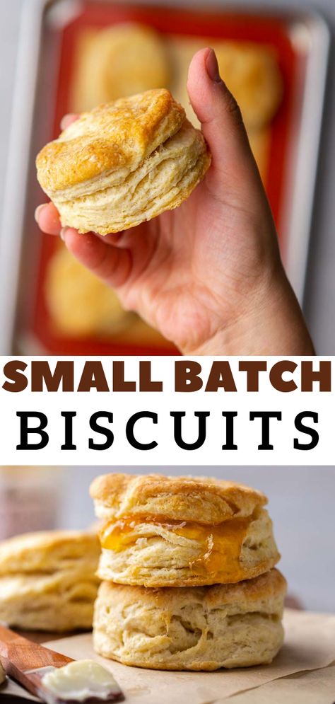 Small Batch Biscuits, Biscuits For Two, Lifestyle Of A Foodie, Easy Biscuit Recipe, Small Batch Baking, Easy Autumn Recipes, Flaky Biscuits, Biscuits Easy, Buttermilk Biscuits