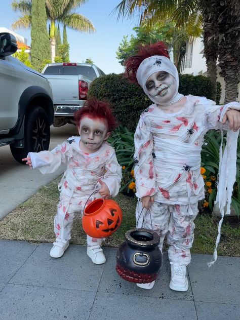 My kids mummy costume made by me for halloween 🎃👻 #halloween #kidscostumes #mummy #diy #spooky Kids Mummy Costume, Mummy Diy, Mummy Costume, Amazing Halloween Makeup, Fall Halloween Crafts, Halloween 2023, Halloween Halloween, Halloween Ideas, Kids Costumes