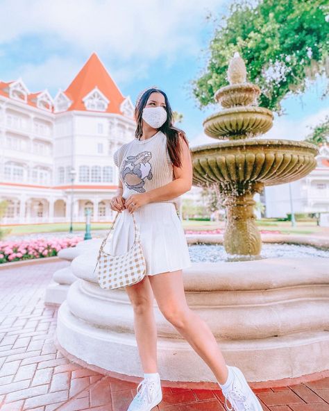 https://www.instagram.com/p/CNQC3FXhpzh/?igshid=rht3107ssacs Disney Picture Ideas, Grand Floridian Disney, Disney Lifestyle, Disney Photo Ideas, Disney World Pictures, Disney Pics, Grand Floridian, Disney Instagram, Disney Resorts