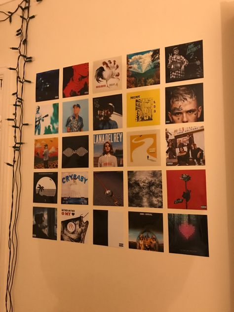 Room Album Wall, Photo Wall Music, Album Wall Decor, Bedroom Organization Tips, Room Decor Interior Design, Room Decor Ideas Aesthetic, Aesthetics Room Decor, Decor Bedroom Aesthetic, Minimalist Room Decor