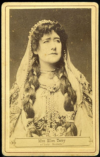 Miss Ellen Terry as Lady Macbeth Ellen Terry, Theatre Actors, Unknown T, Shakespeare Characters, 1900's Fashion, Nicholas Nickleby, Hollywood Divas, Female Actors, Isadora Duncan