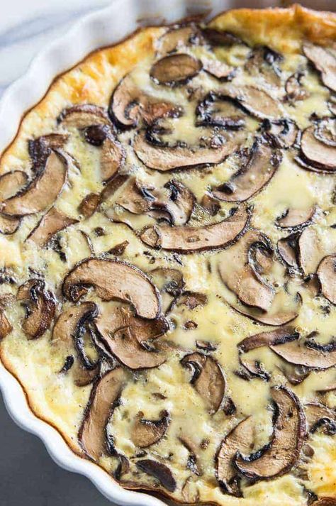 Easy Recipes Breakfast, Smurfs Cartoon, Mushroom Cheese, Mushroom Quiche, Mushroom Pie, Quiche Recipes Easy, Cheese Tart, Breakfast Quiche, Quiche Recipe