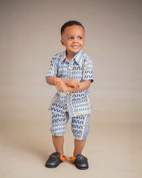 Trouser And Top For Ladies, Kids Suit Boys, Islamic Modest Fashion, Kids Kaftan, Ankara Styles For Kids, Men Kaftan, Latest African Wear For Men, Young Boys Fashion, African Wear For Men