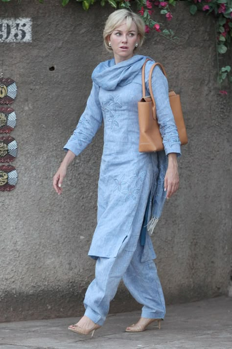 Exclusive: How Naomi Watts Became Princess Diana Purple Toes, Global Desi, Designer Salwar Kameez, Suit Salwar, Indian Designer Suits, Simple Kurta Designs, Salwar Designs, Casual Indian Fashion, Indian Look