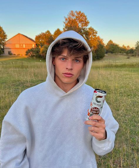 Biography Samuel Dezzani (born December 5, 2001), professionally known as Sam Dezz, is a widely recognized American TikTok star, YouTuber, and social… Read more: Sam Dezz Biography: Age, Height, Girlfriend, Net Worth, Movies, Brother, Haircut Sam Zia, Hot Actors Men, Celsius Drink, Sam Dezz, Tiktok Guys, Guy Pics, American Boys, Holy Guacamole, Cute Guy Pics