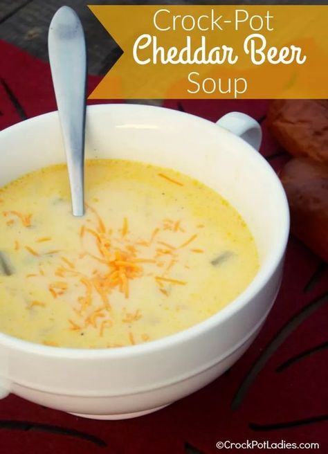 Crock-Pot Cheddar Beer Soup Recipe [via CrockPotLadies.com] – Warm up to a bowl of this rich and satisfying cheese and beer soup make easy in your slow cooker! Cheddar Beer Soup, Beer Cheddar Soup, Beer Soup, Low Carb Soup Recipes, Party Food Dessert, Slow Cooker Desserts, Soup Crocks, Low Carb Soup, Beer Cheese