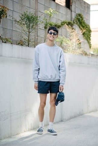 Asian Men Fashion, Korean Fashion Summer, Mens Fashion Wear, Short Men Fashion, Mens Shorts Summer, Casual Wear Dress, I'm With The Band, Trend Fashion, Fashion Korean