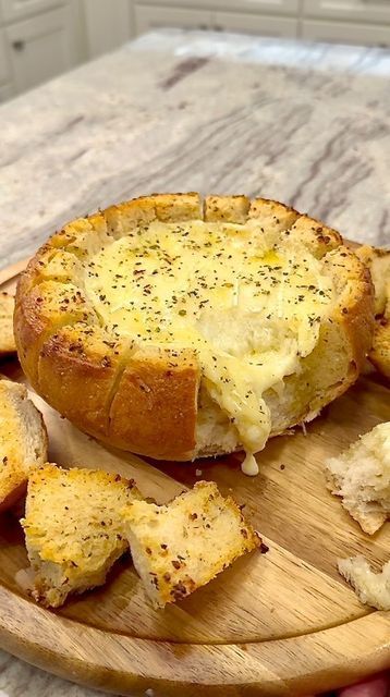 Maegan Brown ~ The BakerMama on Instagram: "This Garlic Butter Baked Brie in a Bread Bowl is BRIEautiful and so delicious! 😋💛 the cheese bakes up melty and dippable while the bread is garlic buttery crisp...it’s the best of all worlds! 🧄🧈🥖👌 RECIPE BELOW ⬇️ and get more yummy recipes at the link in bio @thebakermama! #TheBakerMama #Brie #BakedBrie #BreadBowl #easyappetizer GARLIC BUTTER BAKED BRIE IN A BREAD BOWL Ingredients: · 1/2 cup (1 stick) butter · 3 gloves garlic, minced · 1 teaspoon Garlic Butter Baked Brie In A Bread Bowl, Garlic Butter Baked Brie, Baked Brie In Bread Bowl, Cheese Bread Bowl, Bowl Dinners, Baked Brie Honey, Bread Bowl Dip, Bread Bowl Soup, Quick Apps