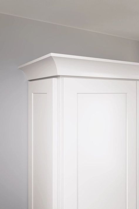 Diamond at Lowes - Mouldings - Small Cove Crown Moulding Crown Moulding Kitchen Cabinets, Thomasville Cabinets, Kitchen Cabinet Molding, Cove Crown Molding, Crown Molding Kitchen, Crown Molding Styles, Kitchen Cabinet Crown Molding, Thomasville Cabinetry, Cove Moulding