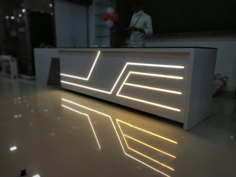 Cash Counters Designs, Cash Counter Design Modern Showroom, Cash Counter Table Design Shop, Modern Cash Counter Design Retail Shops, Cash Counter Design Modern, Counter Design Shop Retail Stores, Counter Table Design Shop, Showroom Counter Design, Office Reception Table Design